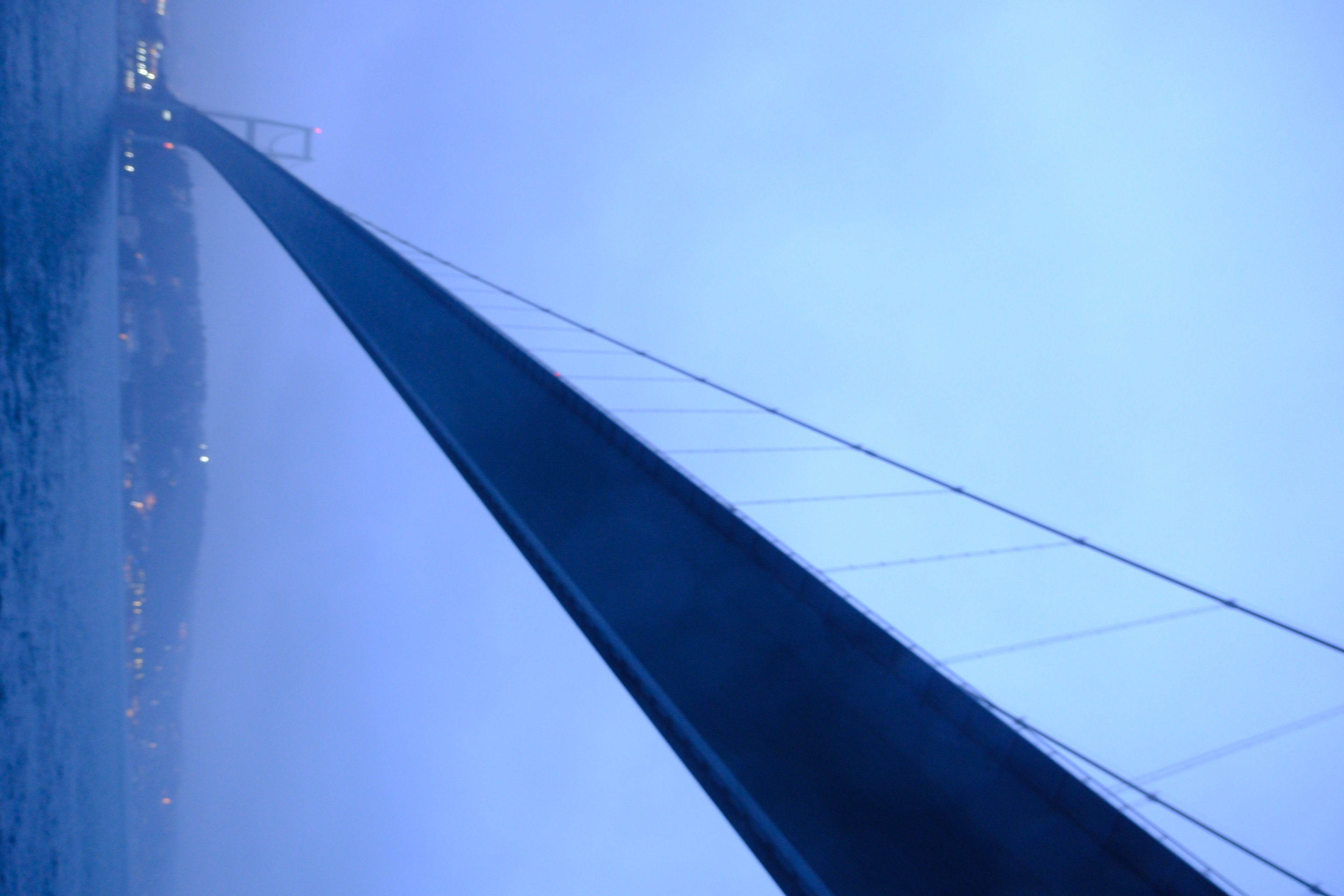 İstanbul, building bridges